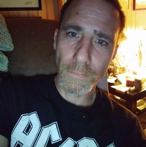 Meet your Posher, Wayne